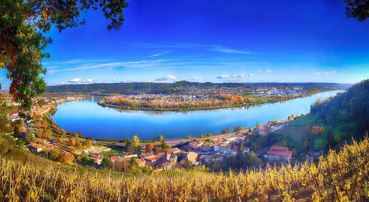 Condrieu Comme A La Maison Кондриё Экстерьер фото